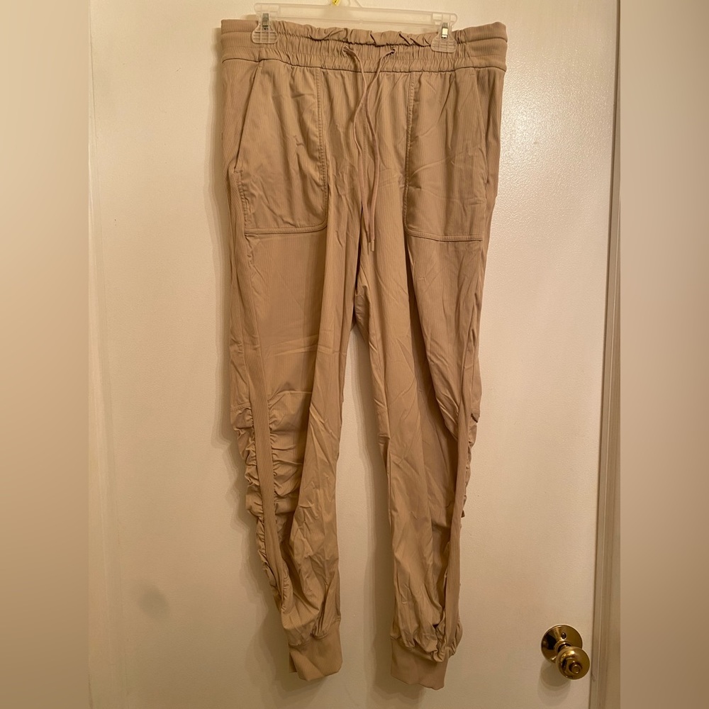 12 regular lululemon joggers